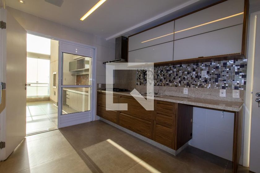 Apartamento à Venda - Taquaral, 3 Quartos,  189 m2 em , Campinas - sp | SoloBR