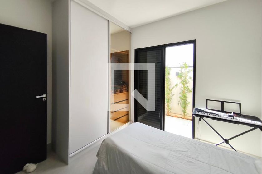 Casa à Venda - Swiss Park, 3 Quartos,  200 m2 em , Campinas - sp | SoloBR