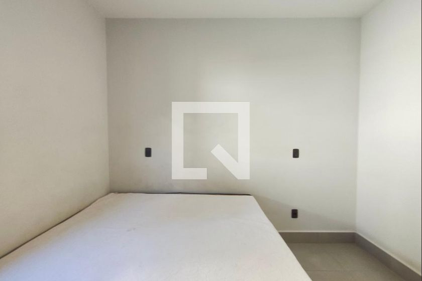 Casa à Venda - Swiss Park, 3 Quartos,  200 m2 em , Campinas - sp | SoloBR
