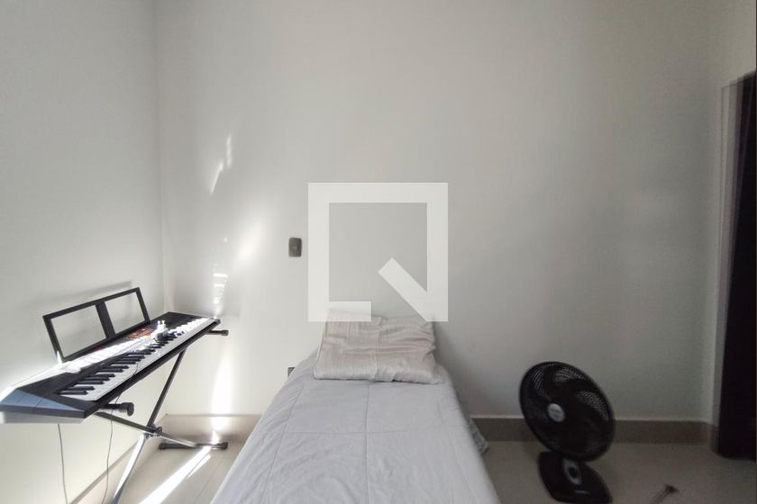Casa à Venda - Swiss Park, 3 Quartos,  200 m2 em , Campinas - sp | SoloBR