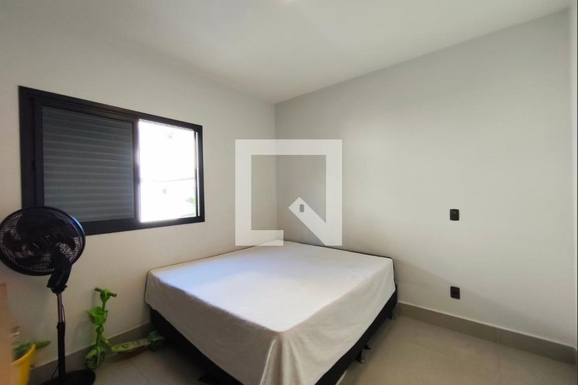 Casa à Venda - Swiss Park, 3 Quartos,  200 m2 em , Campinas - sp | SoloBR