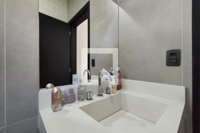 Casa à Venda - Swiss Park, 3 Quartos,  200 m2 em , Campinas - sp | SoloBR