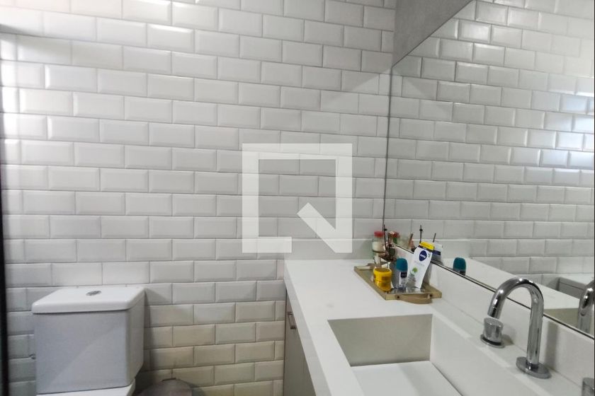 Casa à Venda - Swiss Park, 3 Quartos,  200 m2 em , Campinas - sp | SoloBR