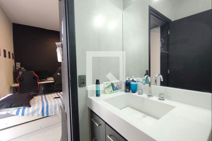 Casa à Venda - Swiss Park, 3 Quartos,  200 m2 em , Campinas - sp | SoloBR