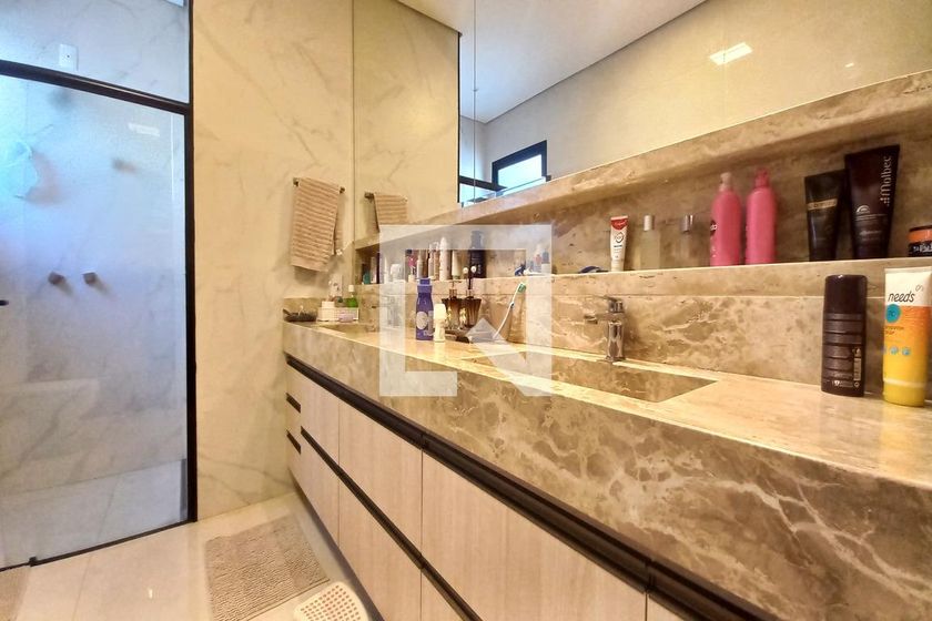 Casa à Venda - Swiss Park, 3 Quartos,  271 m2 em , Campinas - sp | SoloBR