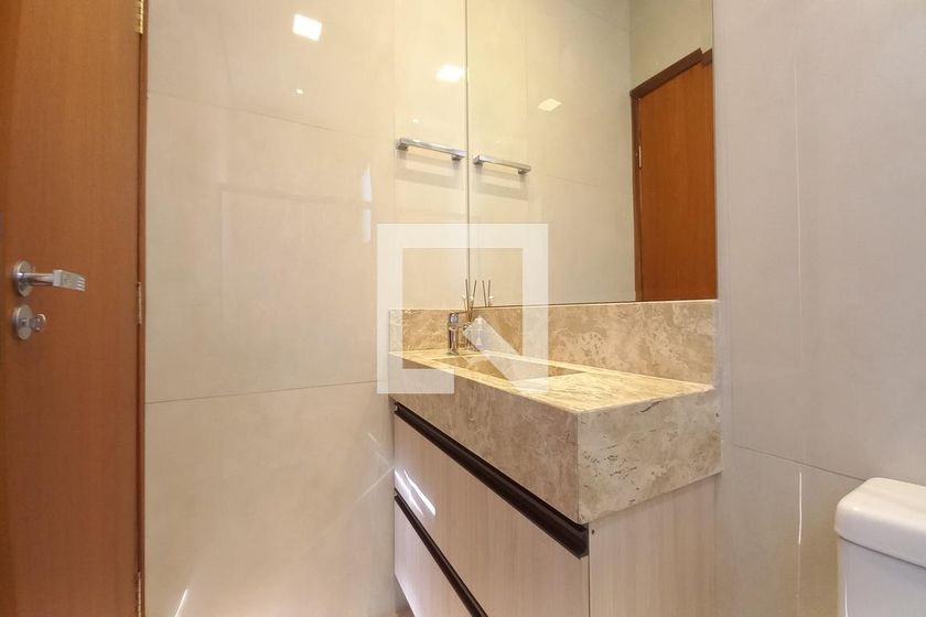 Casa à Venda - Swiss Park, 3 Quartos,  271 m2 em , Campinas - sp | SoloBR