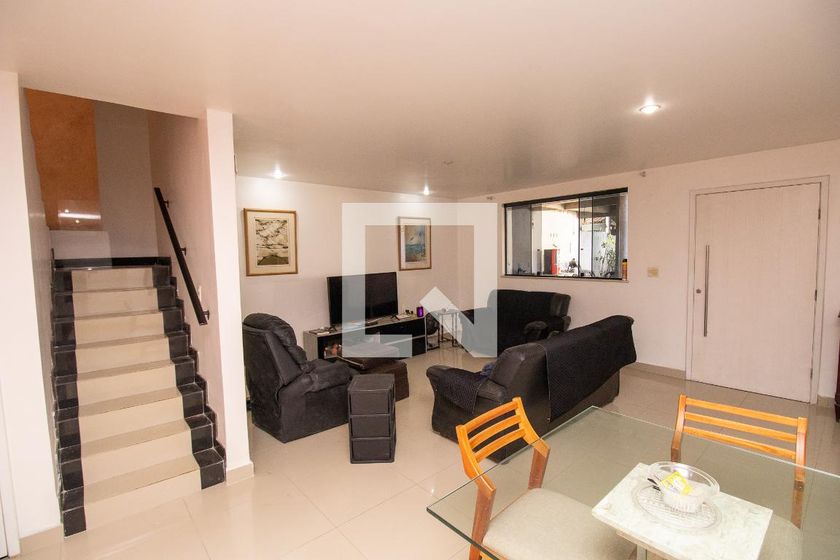 Casa, 5 quartos, 320 m² - Foto 1