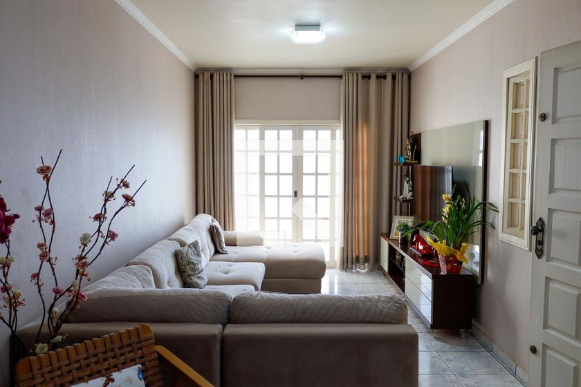 Casa, 3 quartos, 215 m² - Foto 1
