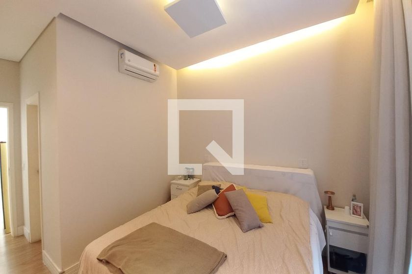 Casa à Venda - Swiss Park, 4 Quartos,  260 m2 em , Campinas - sp | SoloBR