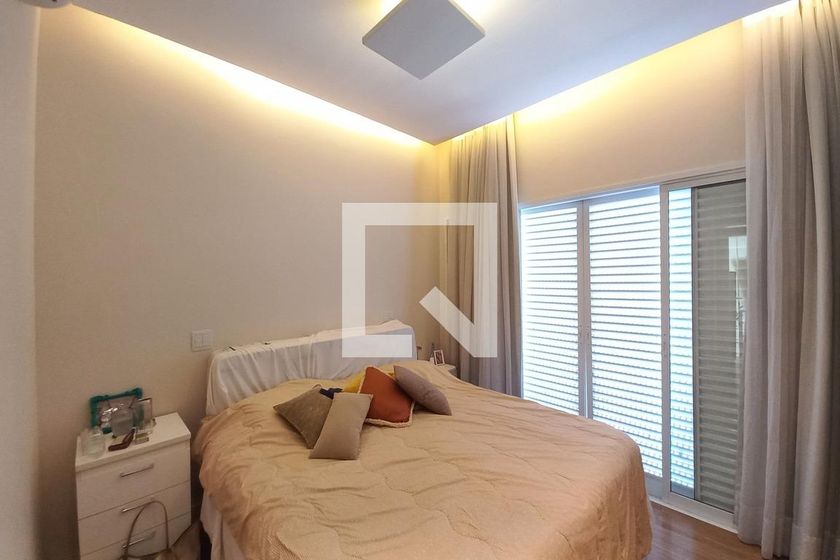 Casa à Venda - Swiss Park, 4 Quartos,  260 m2 em , Campinas - sp | SoloBR