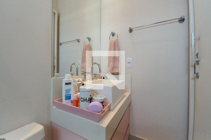 Casa à Venda - Swiss Park, 4 Quartos,  260 m2 em , Campinas - sp | SoloBR