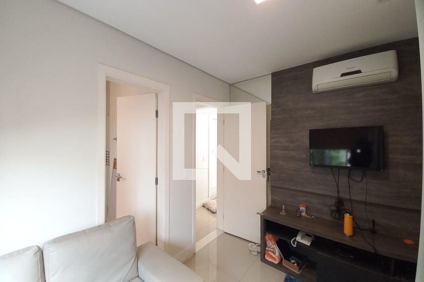 Casa à Venda - Swiss Park, 4 Quartos,  260 m2 em , Campinas - sp | SoloBR