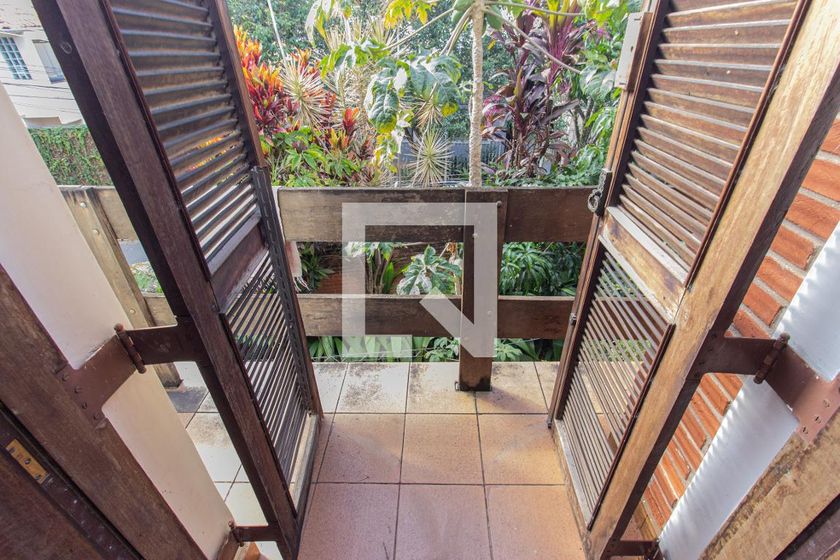 Casa, 3 quartos, 245 m² - Foto 85