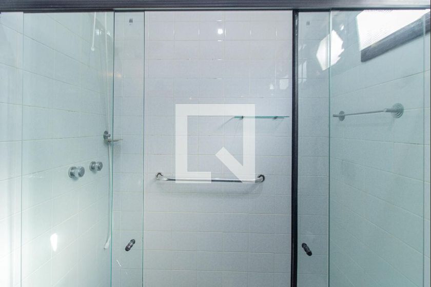Casa, 3 quartos, 245 m² - Foto 43