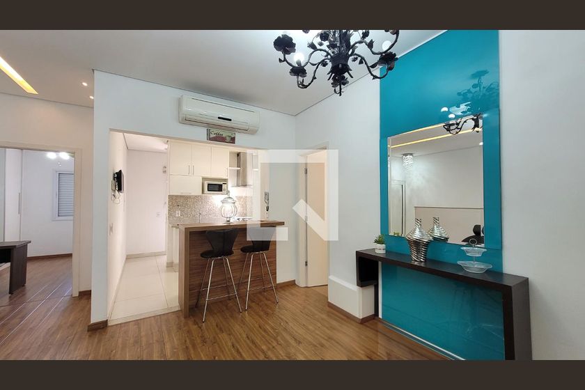 Casa à Venda - Cambuí, 2 Quartos,  250 m2 em , Campinas - sp | SoloBR