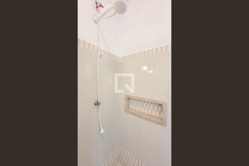 Casa à Venda - Cambuí, 2 Quartos,  250 m2 em , Campinas - sp | SoloBR