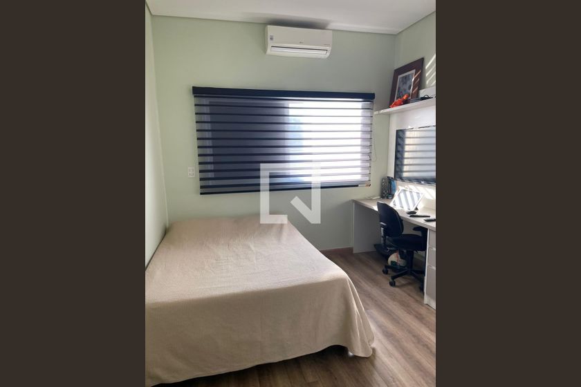 Casa à Venda - Swiss Park, 4 Quartos,  324 m2 em , Campinas - sp | SoloBR