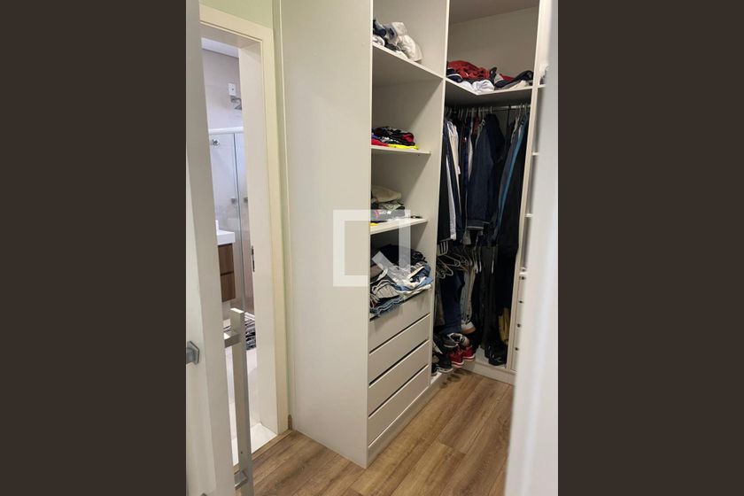Casa à Venda - Swiss Park, 4 Quartos,  324 m2 em , Campinas - sp | SoloBR