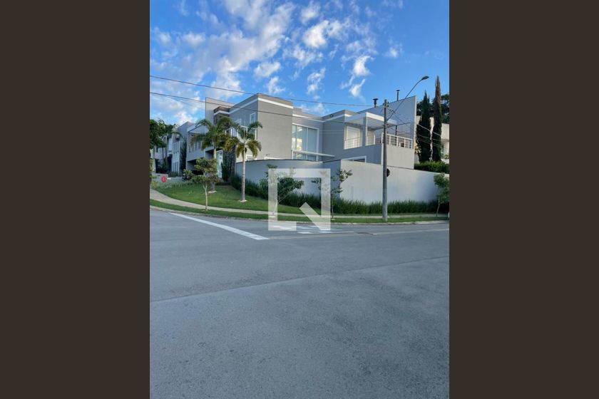 Casa à Venda - Swiss Park, 4 Quartos,  324 m2 em , Campinas - sp | SoloBR