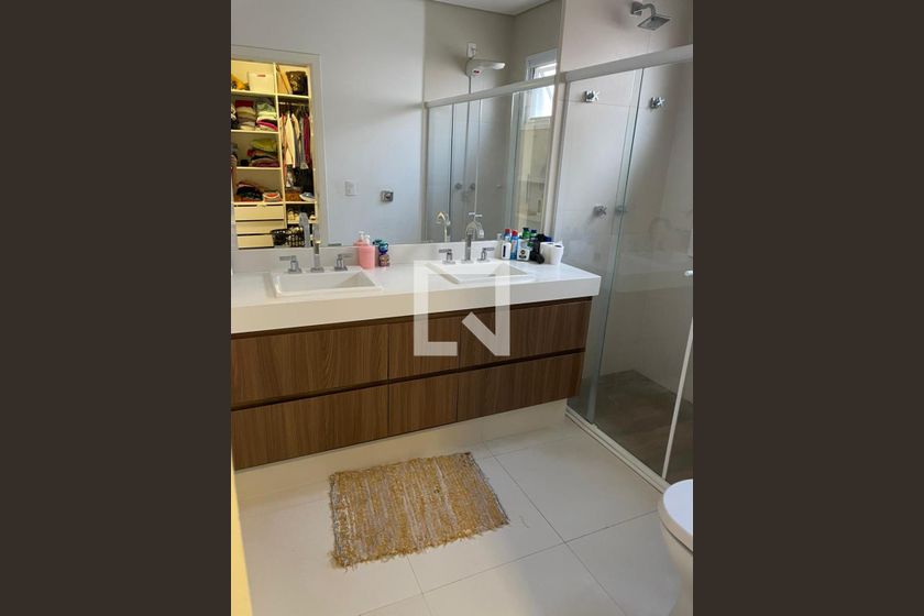 Casa à Venda - Swiss Park, 4 Quartos,  324 m2 em , Campinas - sp | SoloBR