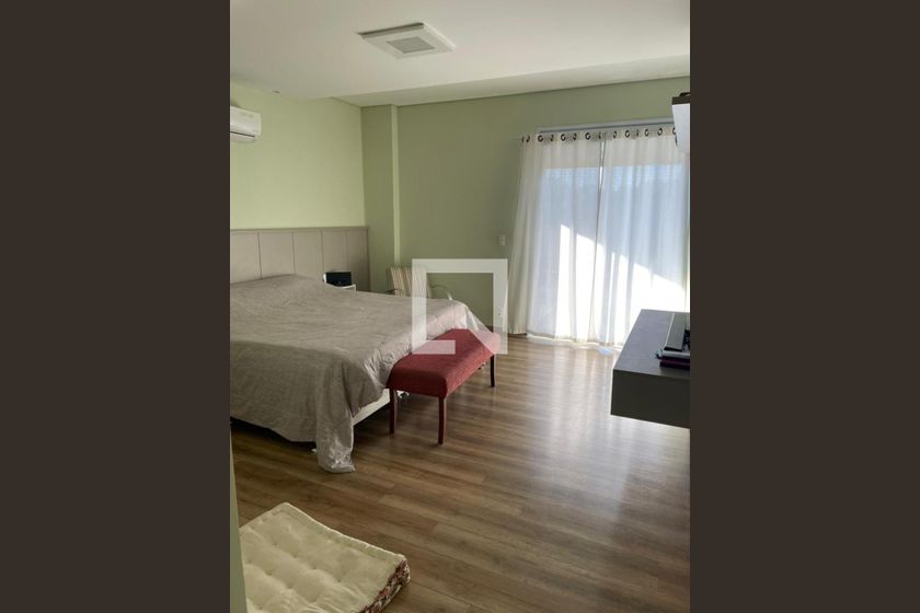 Casa à Venda - Swiss Park, 4 Quartos,  324 m2 em , Campinas - sp | SoloBR