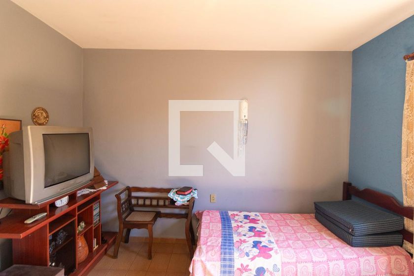 Casa à Venda - Jardim do Lago, 2 Quartos,  243 m2 em , Campinas - sp | SoloBR