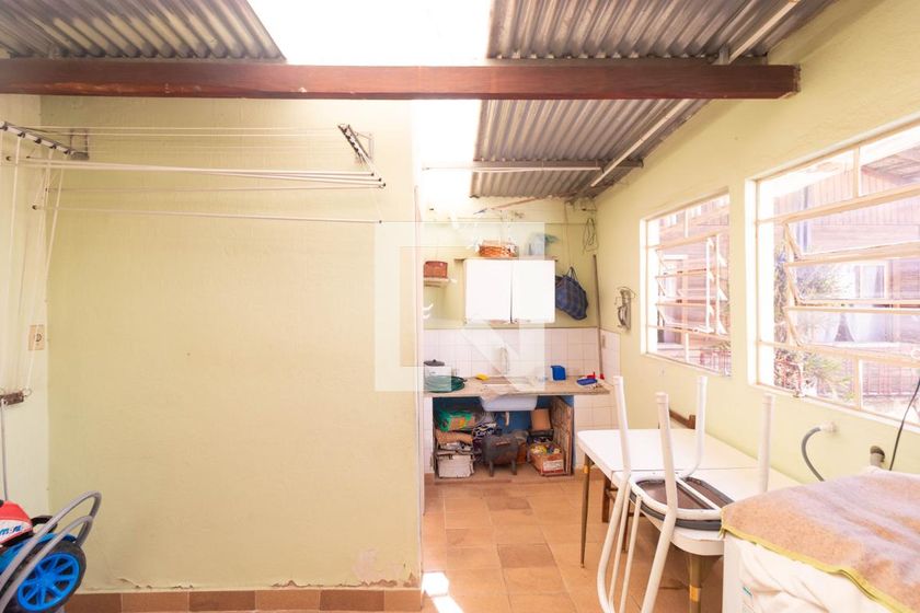 Casa à Venda - Jardim do Lago, 2 Quartos,  243 m2 em , Campinas - sp | SoloBR