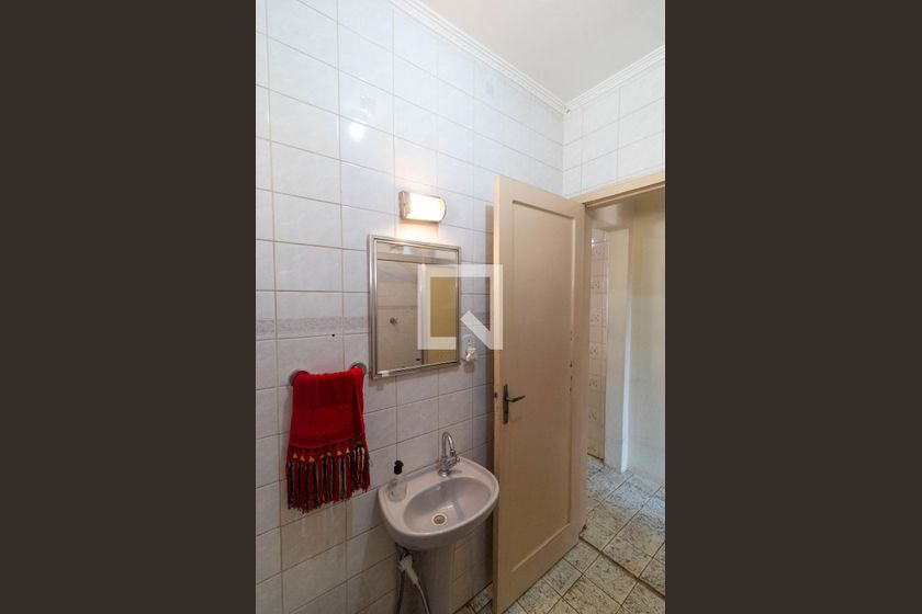 Casa à Venda - Jardim do Lago, 2 Quartos,  243 m2 em , Campinas - sp | SoloBR