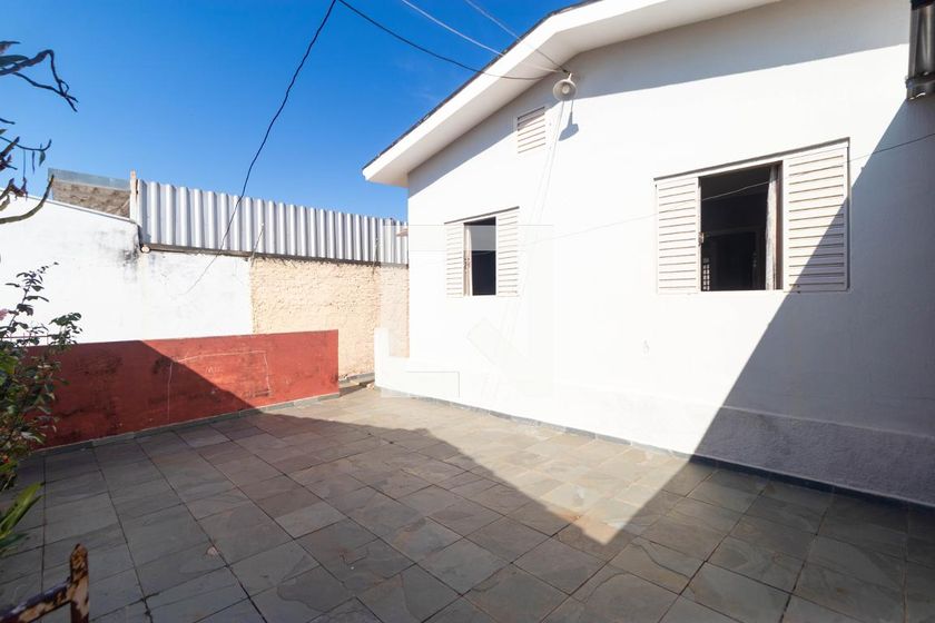 Casa à Venda - Jardim do Lago, 2 Quartos,  243 m2 em , Campinas - sp | SoloBR