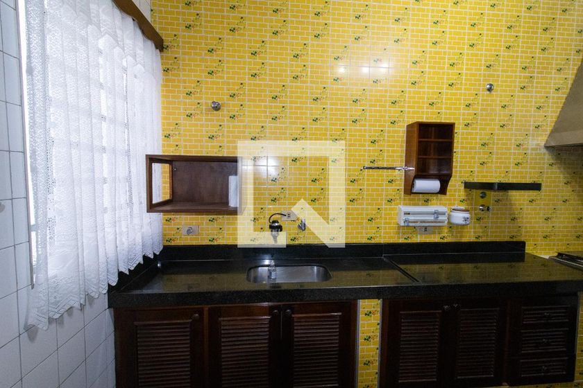 Casa à Venda - Taquaral, 3 Quartos,  208 m2 em , Campinas - sp | SoloBR