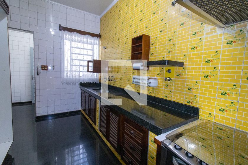 Casa à Venda - Taquaral, 3 Quartos,  208 m2 em , Campinas - sp | SoloBR
