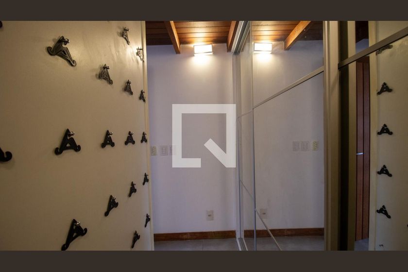 Casa, 4 quartos, 350 m² - Foto 69