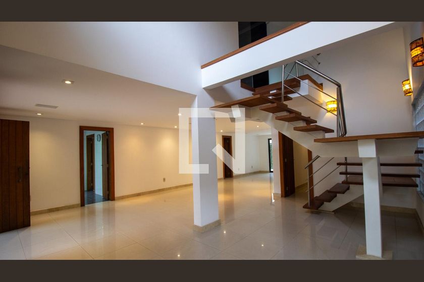 Casa, 4 quartos, 350 m² - Foto 3