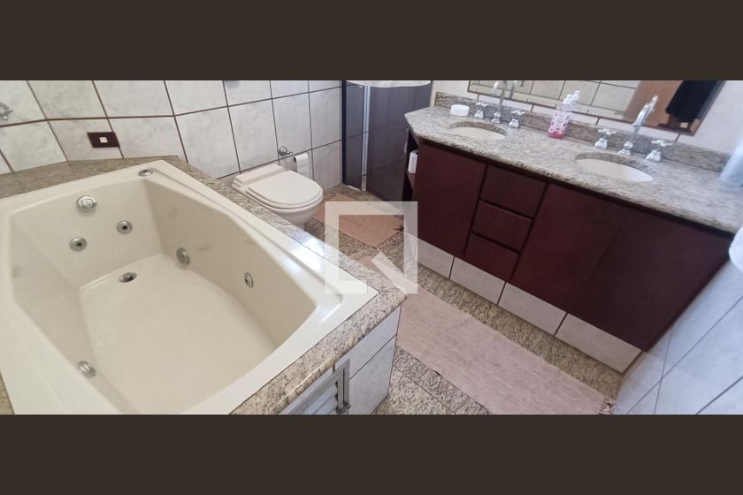 Casa, 3 quartos, 220 m² - Foto 65