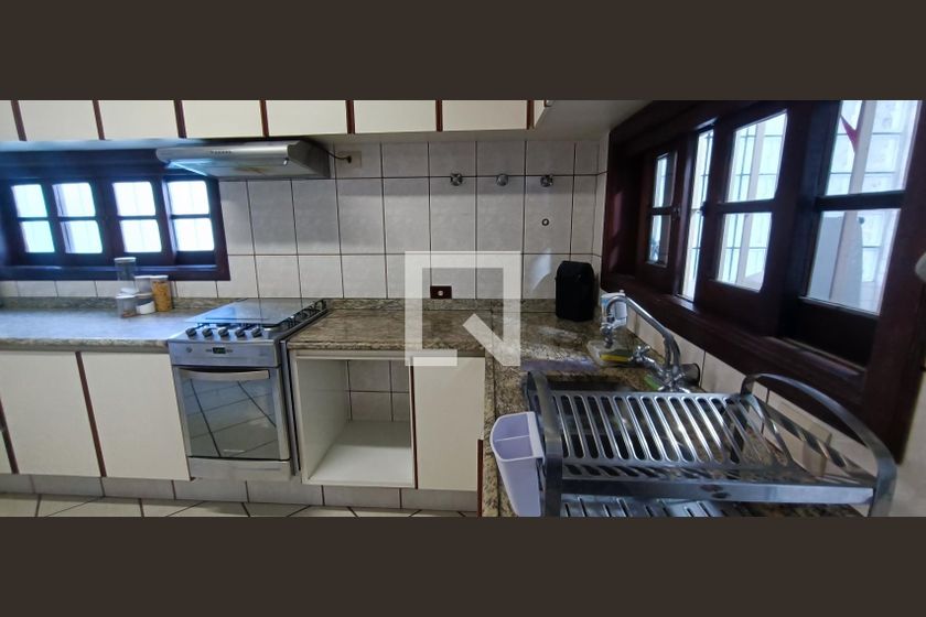 Casa, 3 quartos, 220 m² - Foto 87