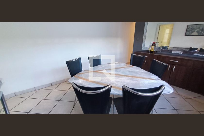 Casa, 3 quartos, 220 m² - Foto 79