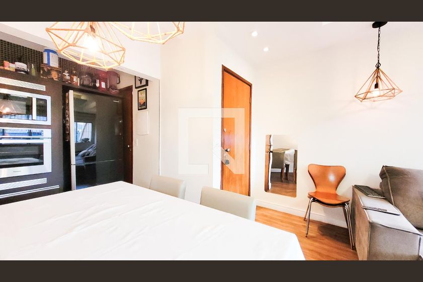 Apartamento à Venda - Cambuí, 2 Quartos,  75 m2 em , Campinas - sp | SoloBR