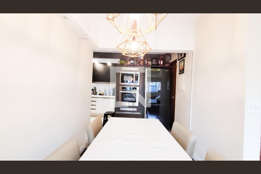 Apartamento à Venda - Cambuí, 2 Quartos,  75 m2 em , Campinas - sp | SoloBR