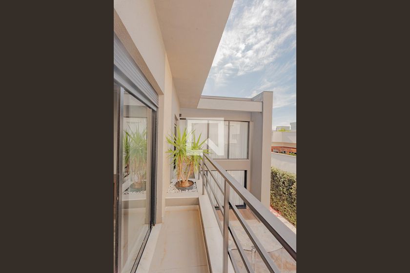 Casa à Venda - Swiss Park, 3 Quartos,  320 m2 em , Campinas - sp | SoloBR