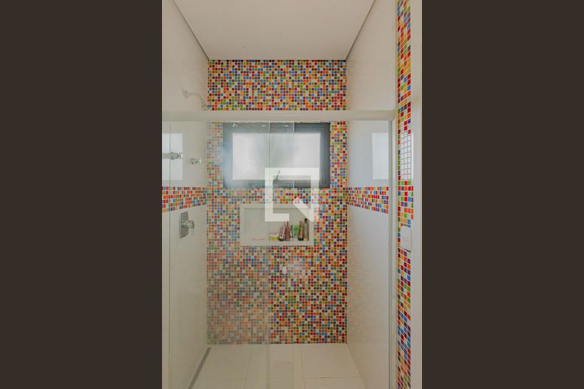 Casa à Venda - Swiss Park, 3 Quartos,  320 m2 em , Campinas - sp | SoloBR