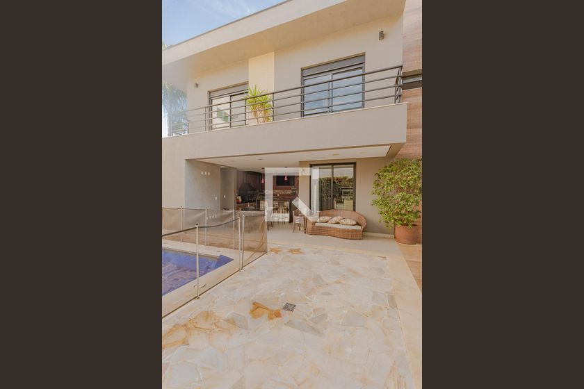 Casa à Venda - Swiss Park, 3 Quartos,  320 m2 em , Campinas - sp | SoloBR