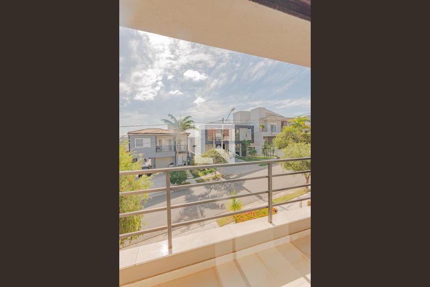 Casa à Venda - Swiss Park, 3 Quartos,  320 m2 em , Campinas - sp | SoloBR