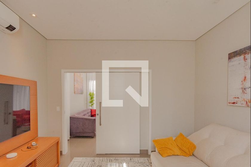 Casa à Venda - Swiss Park, 3 Quartos,  320 m2 em , Campinas - sp | SoloBR