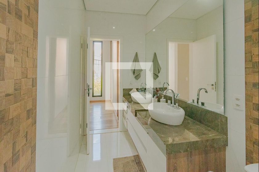 Casa à Venda - Swiss Park, 3 Quartos,  320 m2 em , Campinas - sp | SoloBR