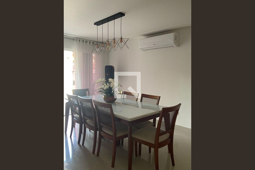 Casa, 3 quartos, 240 m² - Foto 9