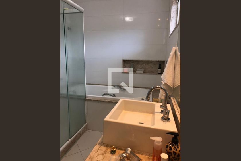 Casa, 3 quartos, 240 m² - Foto 19