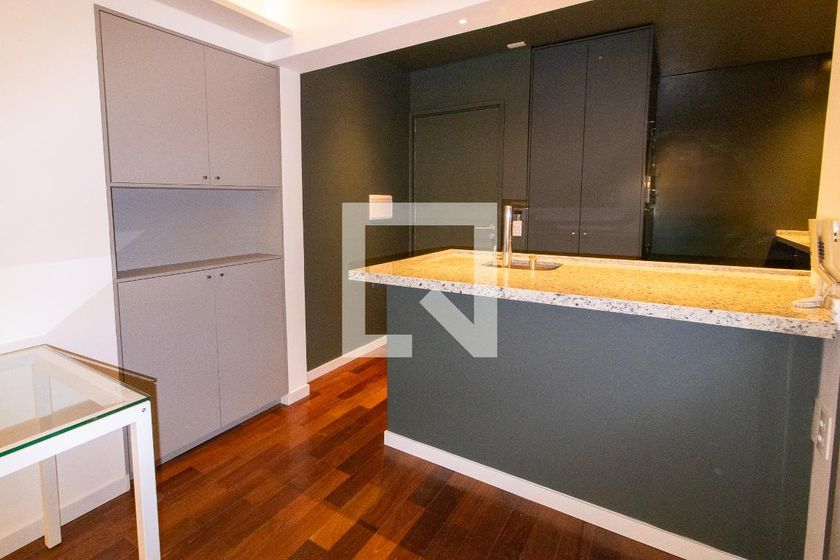 Apartamento à Venda - Cambuí, 1 Quarto,  60 m2 em , Campinas - sp | SoloBR