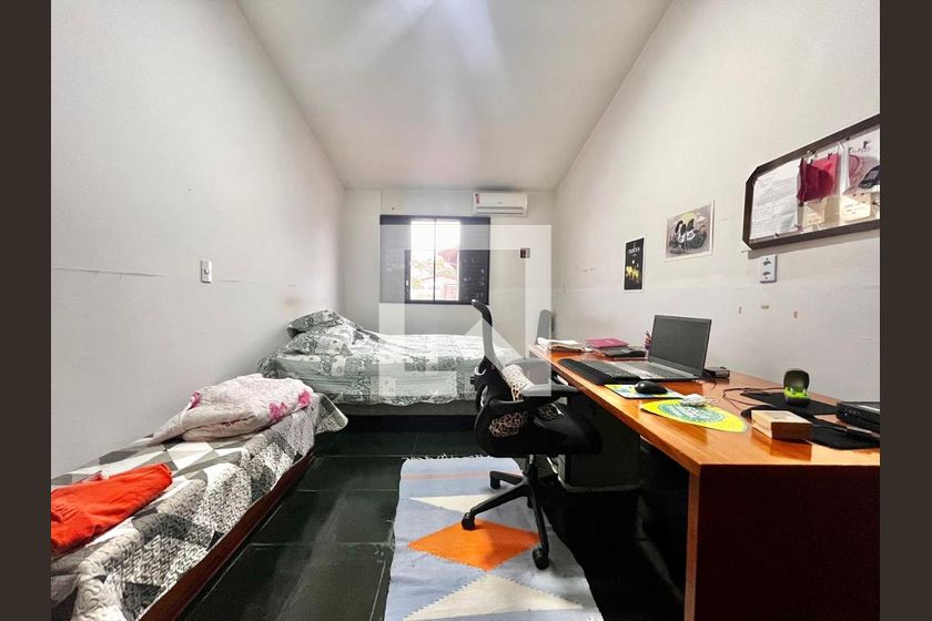 Casa à Venda - Nova Campinas, 4 Quartos,  264 m2 em , Campinas - sp | SoloBR