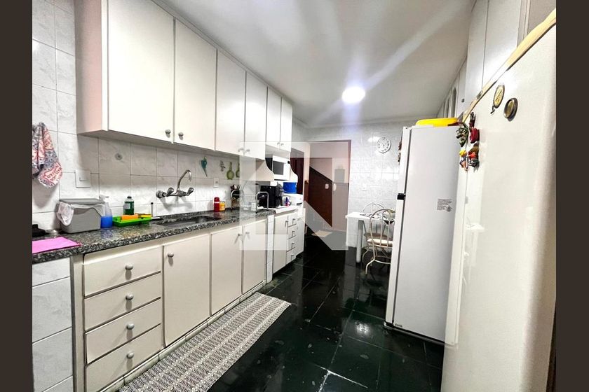 Casa à Venda - Nova Campinas, 4 Quartos,  264 m2 em , Campinas - sp | SoloBR