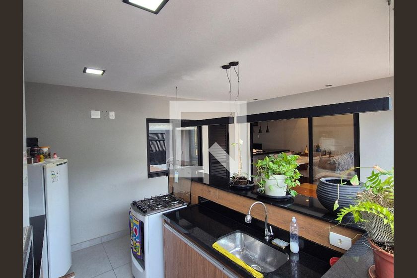 Casa, 3 quartos, 220 m² - Foto 46